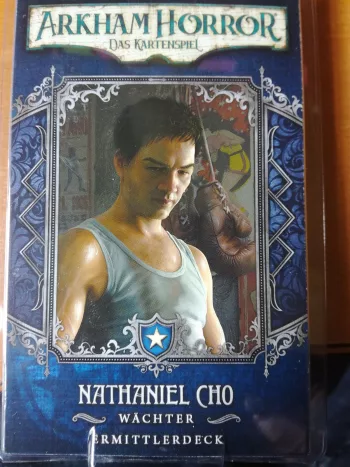 Arkham Horror: Das Kartenspiel – Ermittlerdeck: Nathaniel Cho